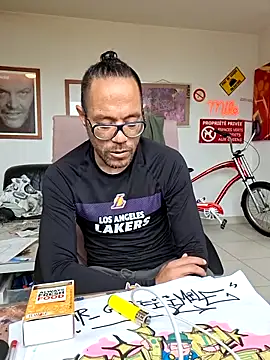 Mr_Graffitimile 网络视讯表演