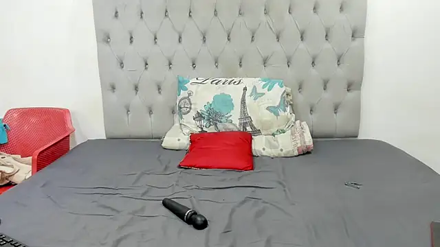 DarkBubble_xx Show Webcam
