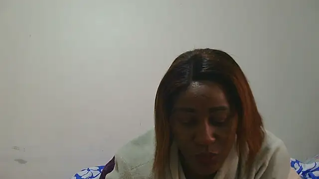 sluttylaura21 Chat XXX in diretta