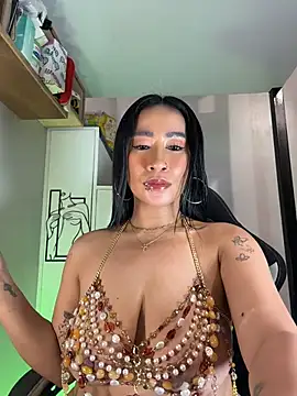 AsianMilfSheryl 即時 XXX 聊天