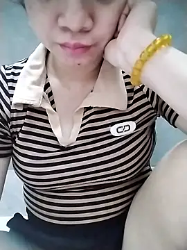 Girl_lovebaby 网络视讯表演
