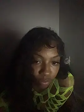XXX chat uživo modela Cocochanel4567