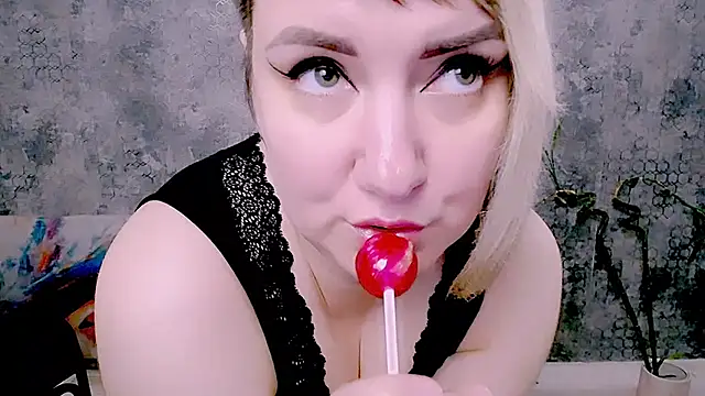 Онлайн чат XXX Djullia