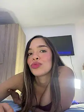 Chat +18 de Celeste3 ao vivo