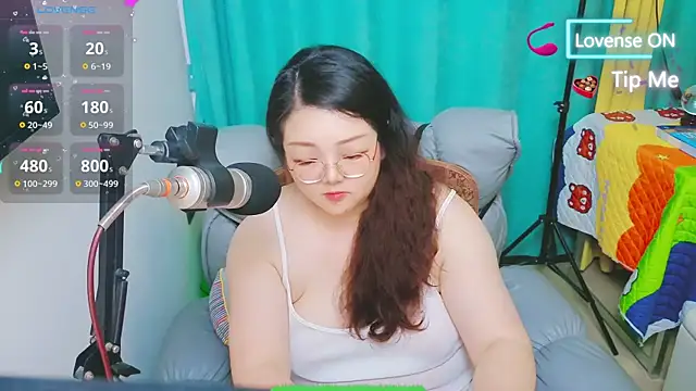 Chatroom XXX en direct de AngelwithEcup