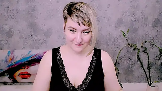 Djullia Live XXX Chat