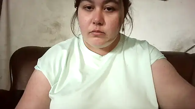 BUNNYMILA69's Webcam Show