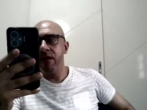 AAYAADX webkamerás műsora
