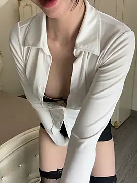 EmyNg 现场XXX聊天