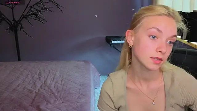 SonnySofia Chat XXX in diretta