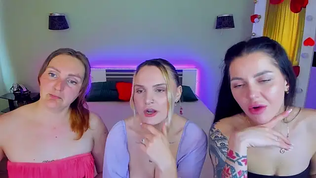 Show modela MagicEyess na web-kameri