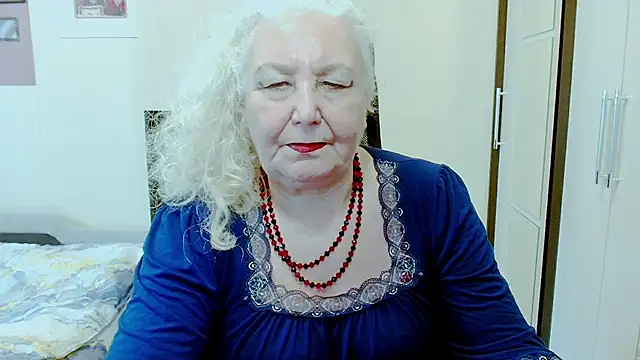 GrannyAlisa: вебкам-шоу