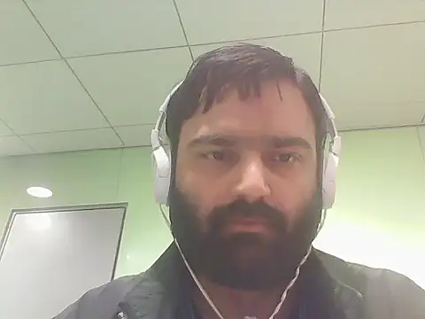 JohnBond009 网络视讯表演