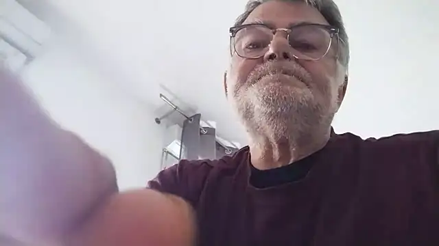 oura Webcamshow