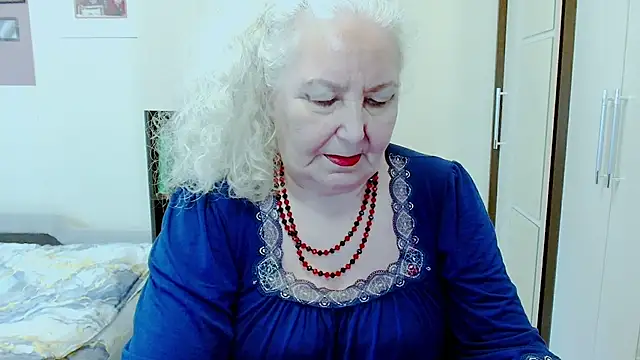 GrannyAlisa Webcamshow