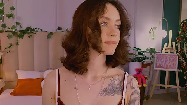 Meow_Nancy Adlı Modelin Canlı XXX Sohbeti