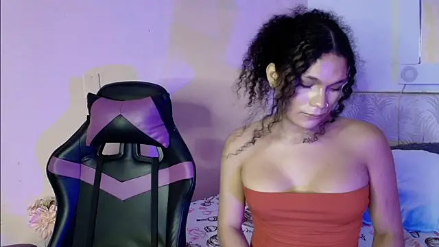 Prim_Rosse's Webcam Show