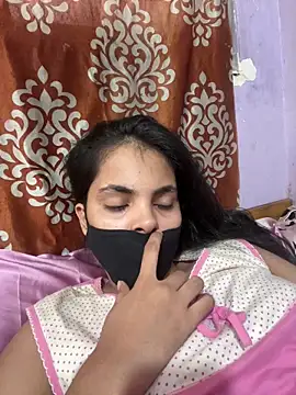 Sandhya_77's Live XXX Chat