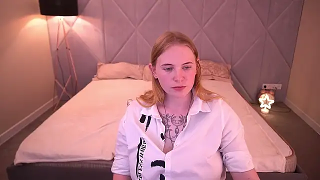 NikkyReyyy লাইভ XXX চ্যাট