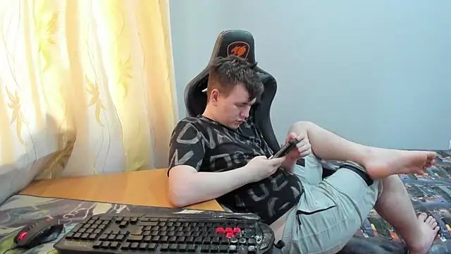 Show modela iliaskrislove na web-kameri