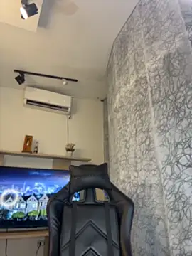 saracaball_ Chat XXX live