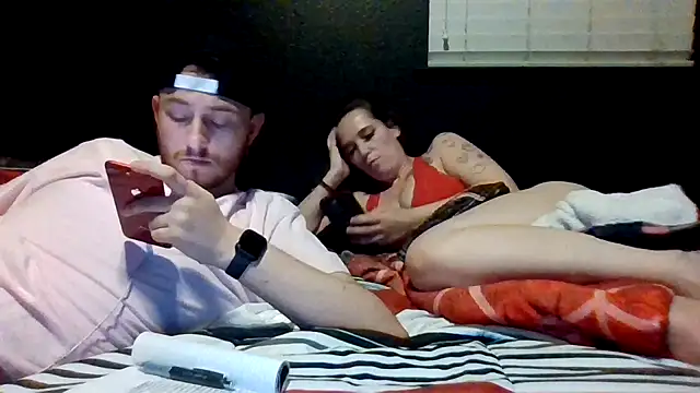 TallHungandCloudy69's Webcam Show