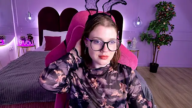 AlmaSound's Live XXX Chat