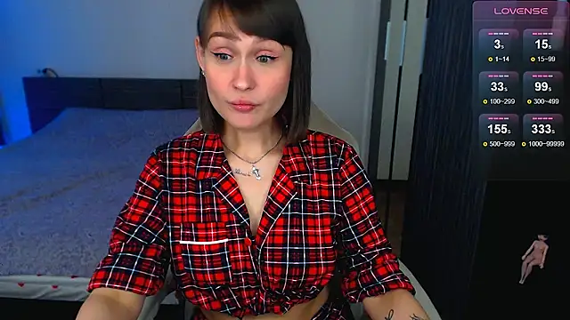 Chat +18 de Mel_Lovell_ ao vivo