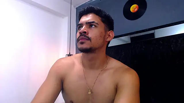 Dannesh_ Live XXX-chat