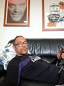 Chat XXX en directo de Mr_Graffitimile