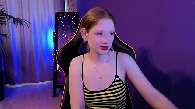 Your_lilith_'s Live XXX Chat