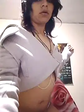 Show modela Liil_bunny na web-kameri