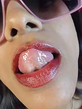 Ivy_the_goddess' Live XXX Chat