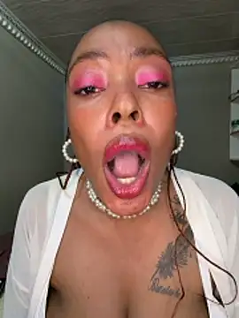 Katamia25 – Live XXX-chat