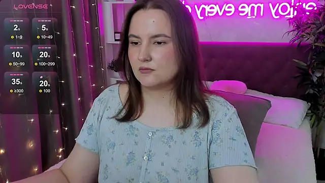 FeralPeach – Naživo XXX chat