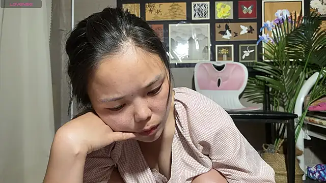 xiaosu22 Adlı Modelin Canlı XXX Sohbeti