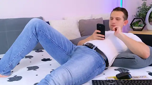 Chatroom XXX en direct de Jimmy_Doss
