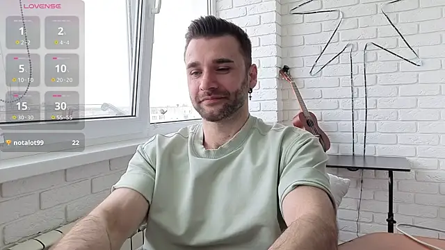 DaddySlava 在線直播表演