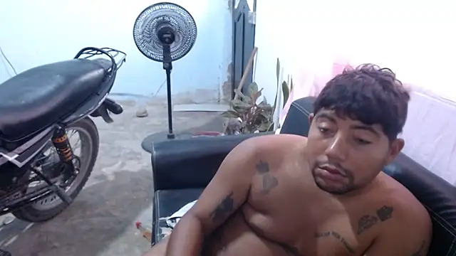 master_juju1924's Live XXX Chat