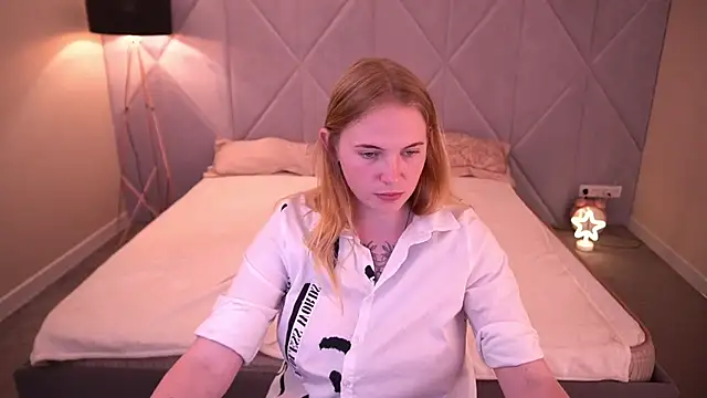 Chat +18 de NikkyReyyy ao vivo