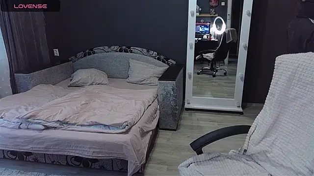 Boss__Girl: απευθείας συνομιλία ΧΧΧ