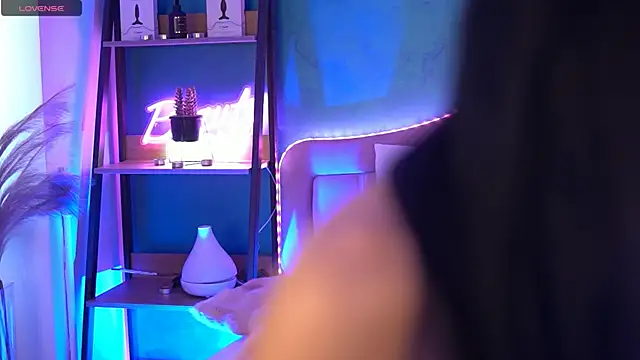 RaisaVawnのライブXXXチャット