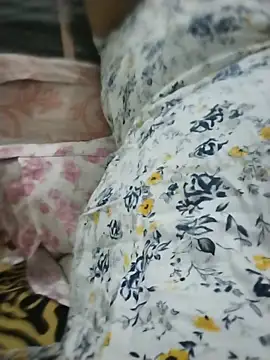 دردشة Lustybhabi الجنسية المباشرة