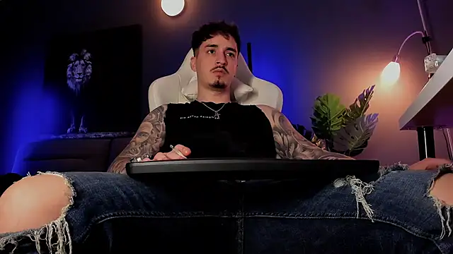 uptomatty Webcam show