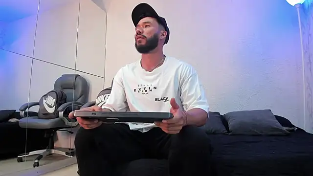 Axel_power_ – webcam-show