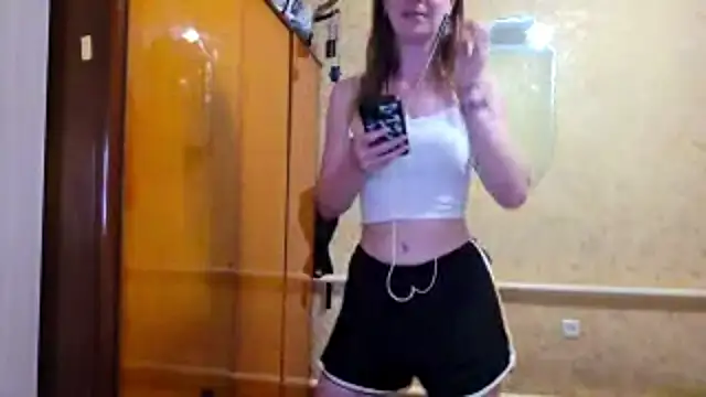 DonnaKuc Adlı Modelin Web Kamerası Şovu