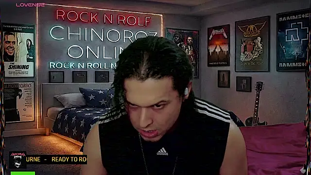 Czat XXX na żywo – chino_roz