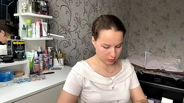 KathyrnEdmison: απευθείας συνομιλία ΧΧΧ