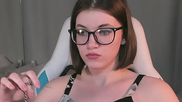Czat XXX na żywo – CathyAdams