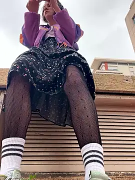 Kamorana Live XXX-Chat